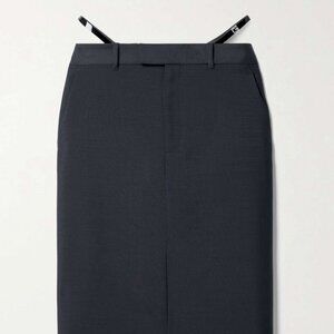 Gucci midi pencil skirt with G buckle (New with Tags)